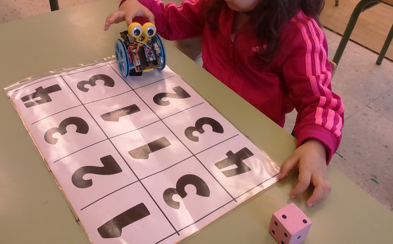Archivo:Dados numeros.png