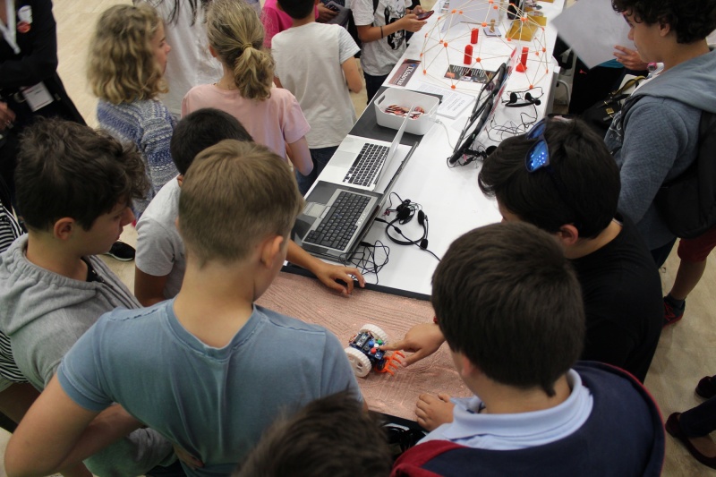Archivo:Escornactor-feria-2.jpg